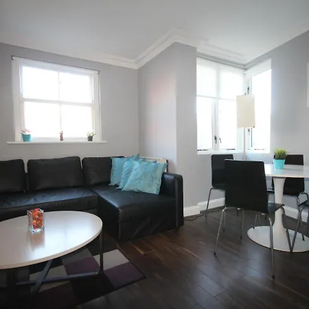 The Key Collection Temple Bar Apartment Dublin