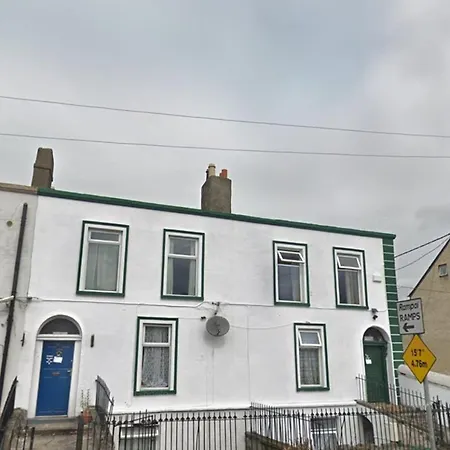 North Inner City Inn *