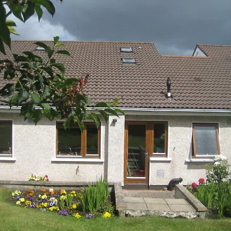 Large 5 Bedroom In Shankill South * Dublin