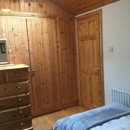 Large 5 Bedroom In Shankill South Dublin