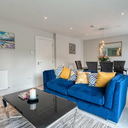 The Larry Mullen - Hiphipstay Holiday home