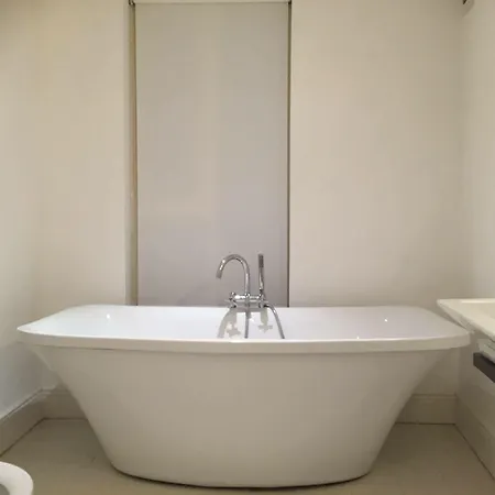 酒店 Montrose House 都柏林
