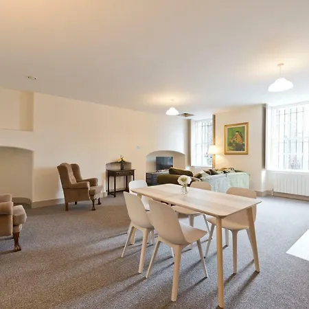 Apartment Henrietta Centre Dublin