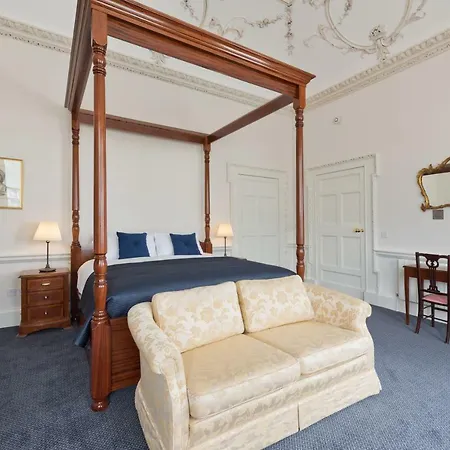 Apartment Henrietta Centre Dublin