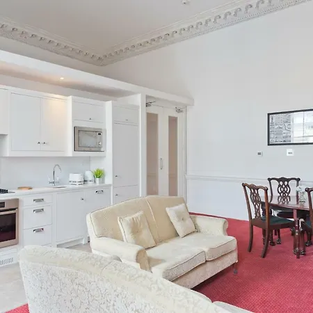 Henrietta Centre Apartment Dublin