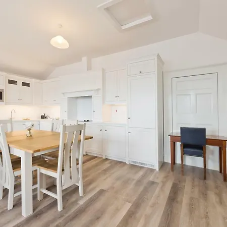 Apartment Henrietta Centre *