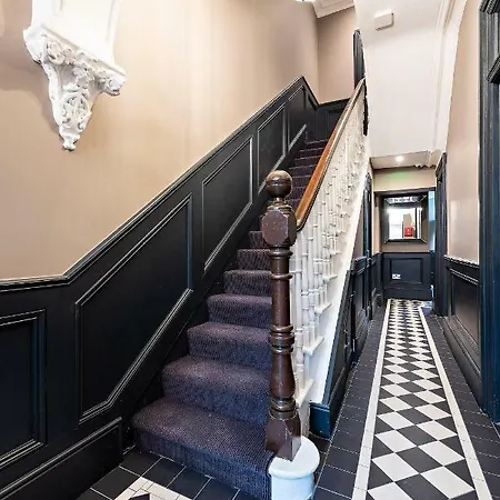 Guest house Georgian D6 *