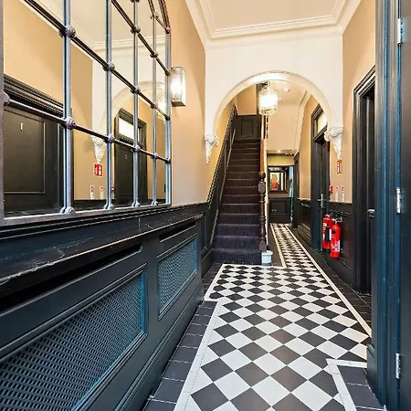 Guest house Georgian D6 *