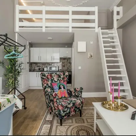 New Georgian Self-catered At The Spire Apartment Dublin