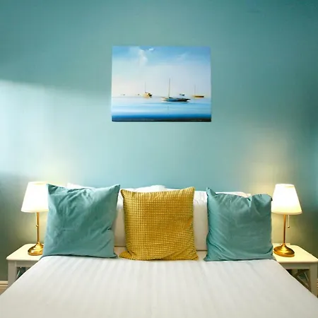 1 Self-catered Apartment *