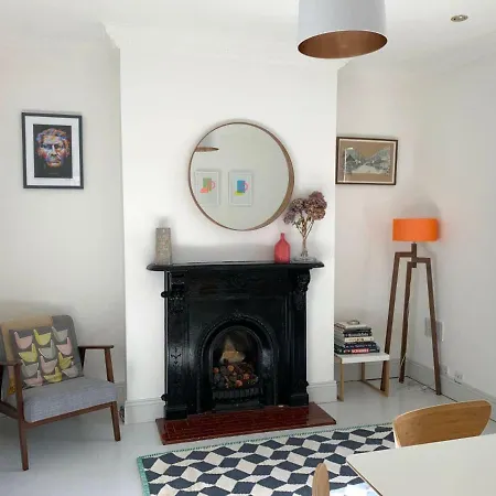 Chic And Contemporary Victorian Family * Dublin