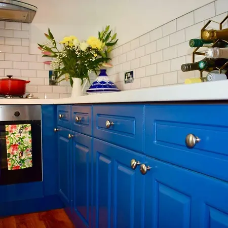 Holiday home Chic And Contemporary Victorian Family Dublin