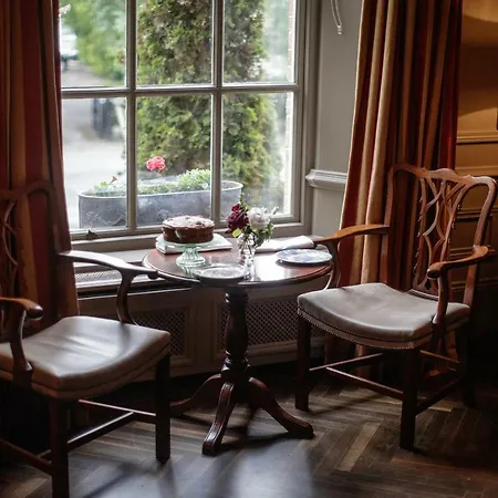 Penzion Pembroke Townhouse 4*