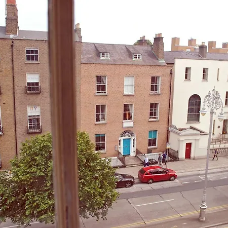 Baggot Court Townhouse מלון