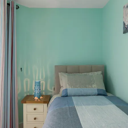 Apartment - Heart Of *