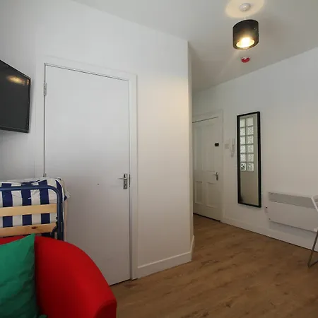 Apartment Sherrard Street *
