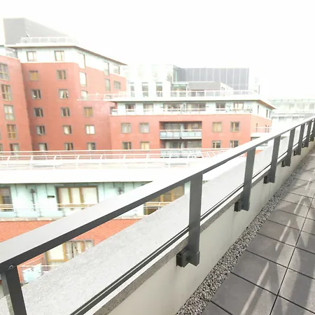 Apartment Forbes Street