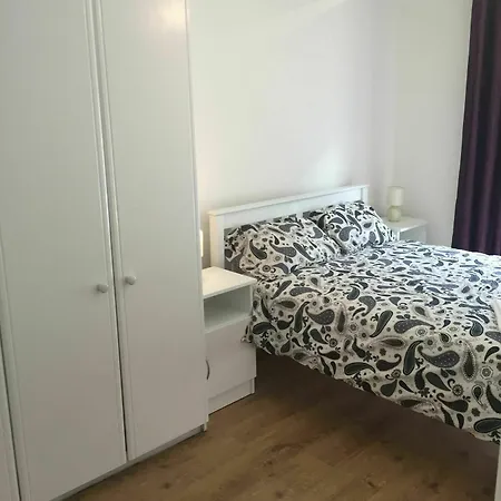 Docklands Self Catering *