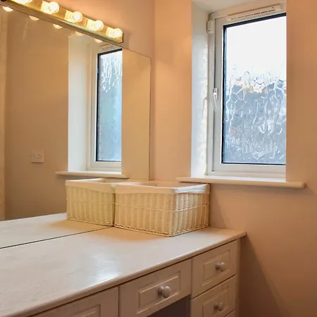 4 Bed Townhouse In Dublin