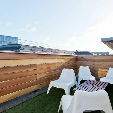 2 Bedroom Rooftop In Temple Bar Sleeps 6 Dublin