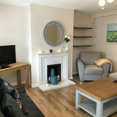 Ballsbridge Gardens Apartment