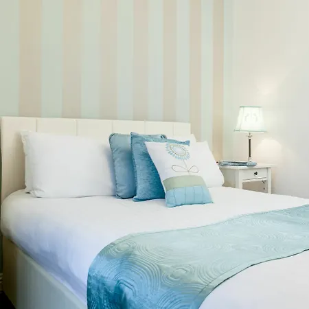 Amberley House By Thekeycollections 3* Дублин
