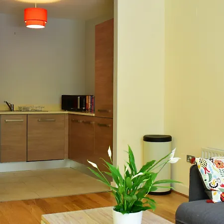 Kilmainham Square 2 Bedroom Flat *