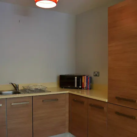 Kilmainham Square 2 Bedroom Flat *