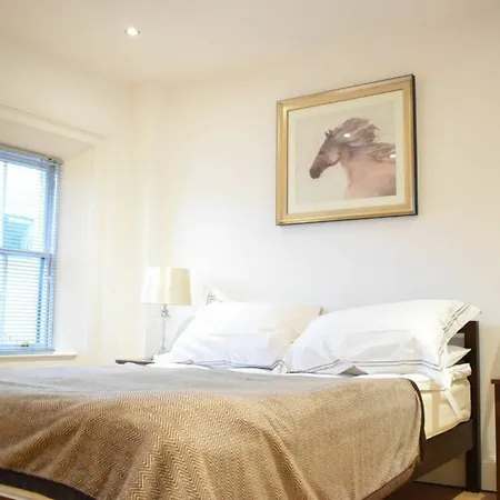 2 Bedroom Near Grafton Street Sleeps 4 Dublin