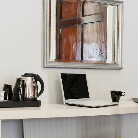 Clifden House By Nina 3* Dublin