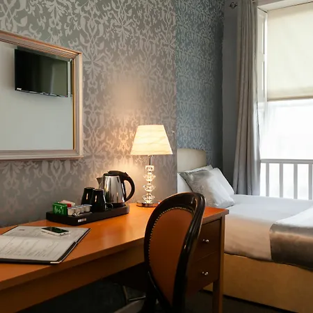 Clifden House By Nina 3*