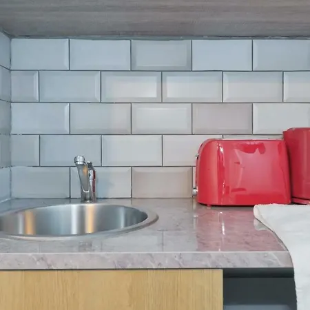1 Self-catered Apartment *