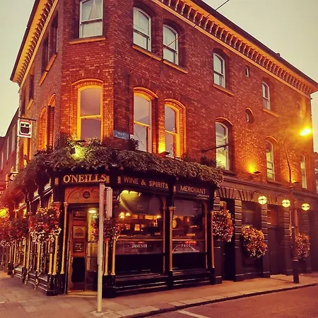 Pensión O'neills Victorian Pub & Townhouse 3*