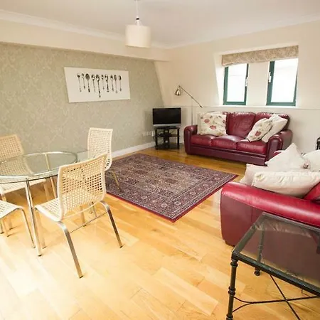 Drury Court 3* Dublin