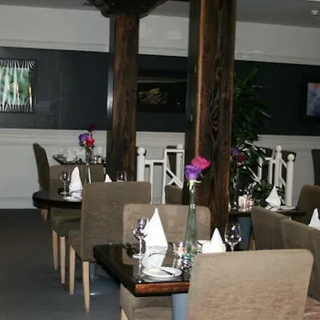 Maldron Merrion Road 4* 더블린