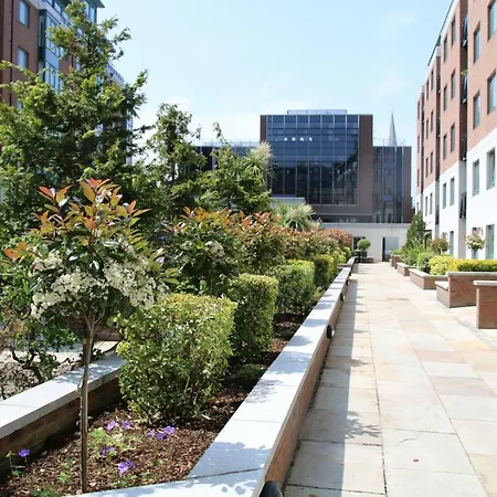 Apartment 42 Adelaide Square