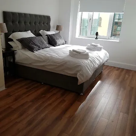 42 Adelaide Square Apartment *
