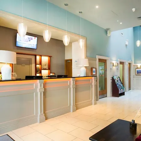 Metro Dublin Airport 4*