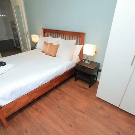 Apartment 5 Star City
