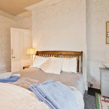 Ledville Castle *