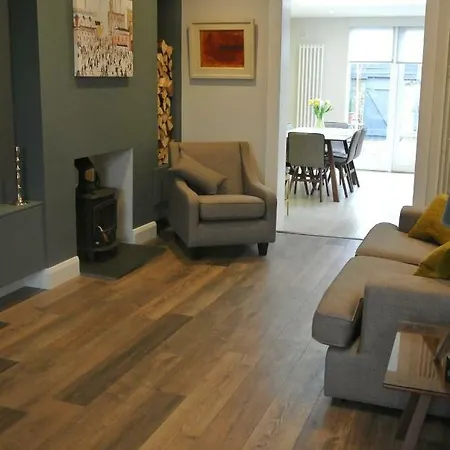 Holiday home Merton Ave - Victorian Red Brick Terraced House Dublin