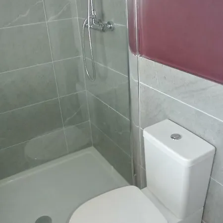 Merton Ave - Victorian Red Brick Terraced House Holiday home Dublin