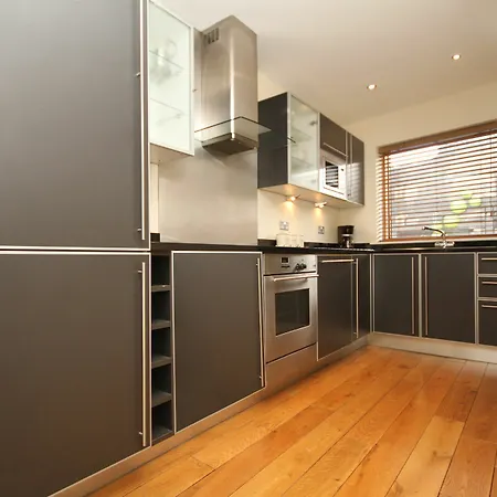 Beautiful Pearse Street Apartment