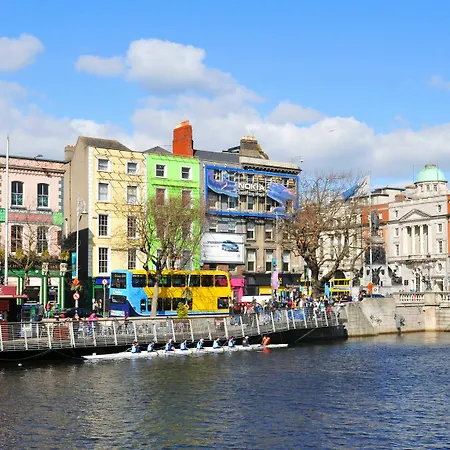 Beautiful Pearse Street Apartment *