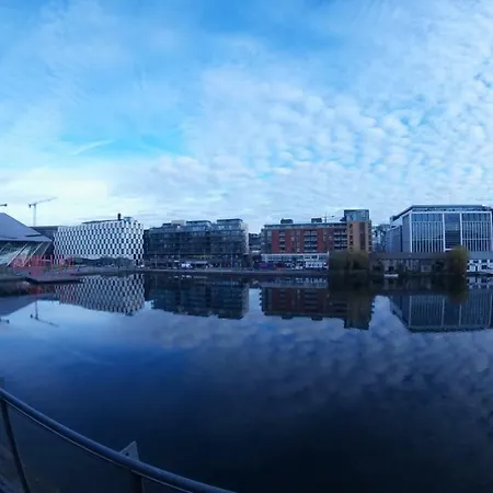 Grand Canal Dock Waterfront Luxury *
