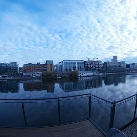 Apartment Grand Canal Dock Waterfront Luxury *