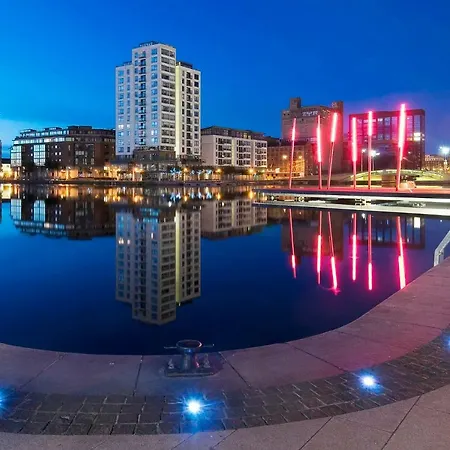 Apartment Grand Canal Dock Corporate Dublin
