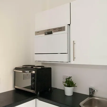 2 Minutes From Drumcondra Station Apartment Dublin