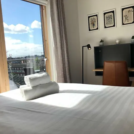 Macken Street Self Catering Apartment *