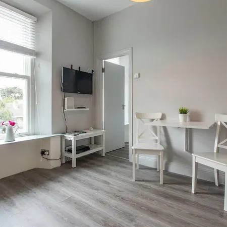 D-6 Apartment *